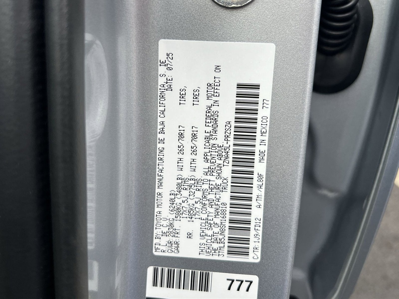 2025 Toyota Tacoma TRD Off-Road