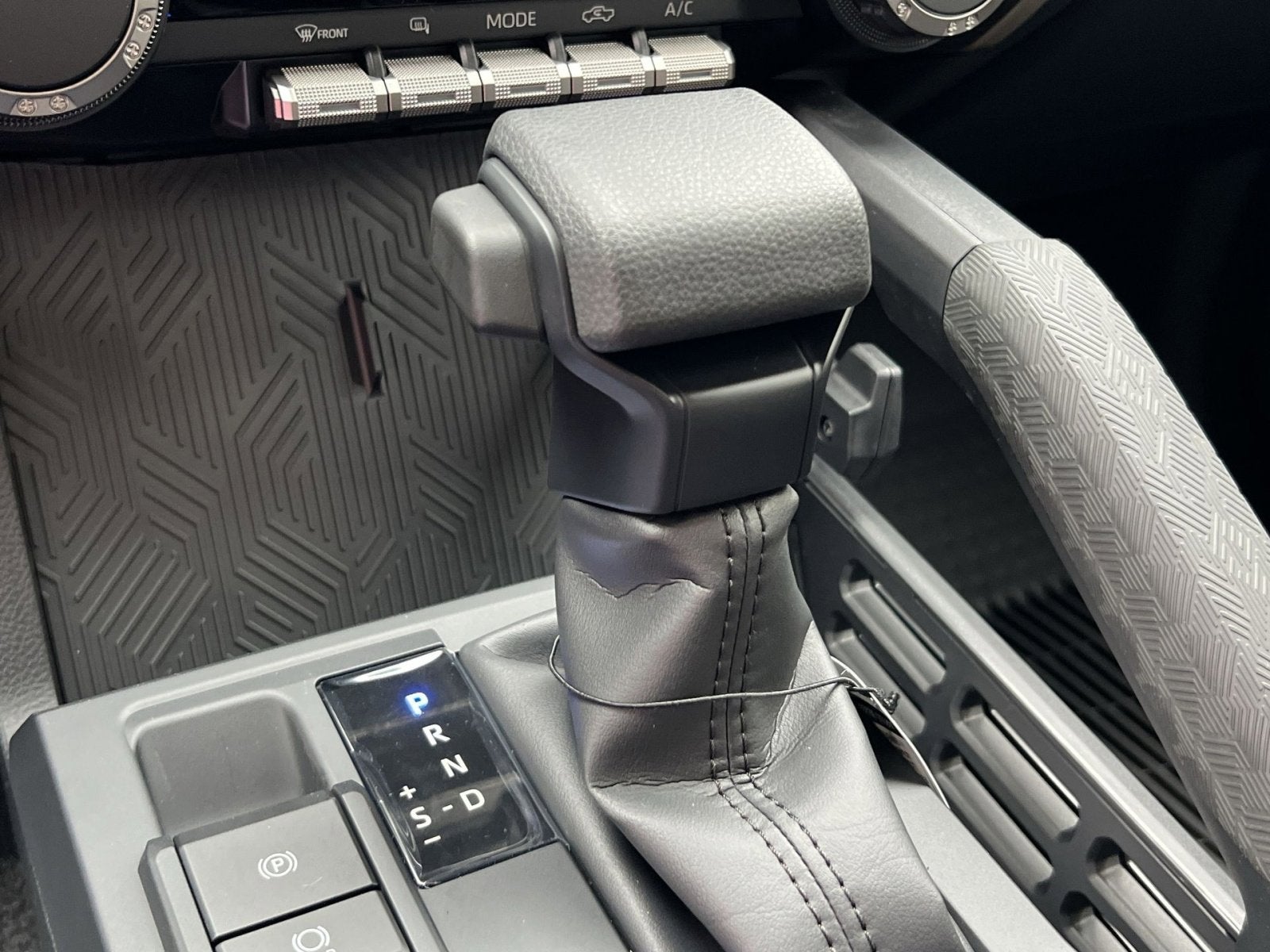 2025 Toyota Tacoma SR