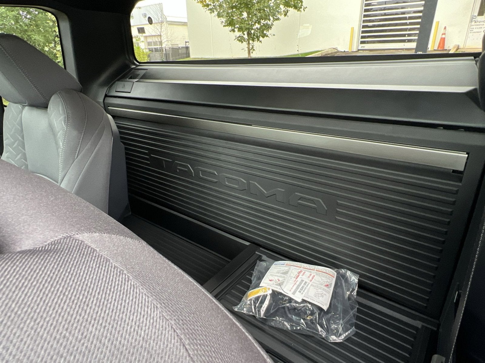 2025 Toyota Tacoma SR