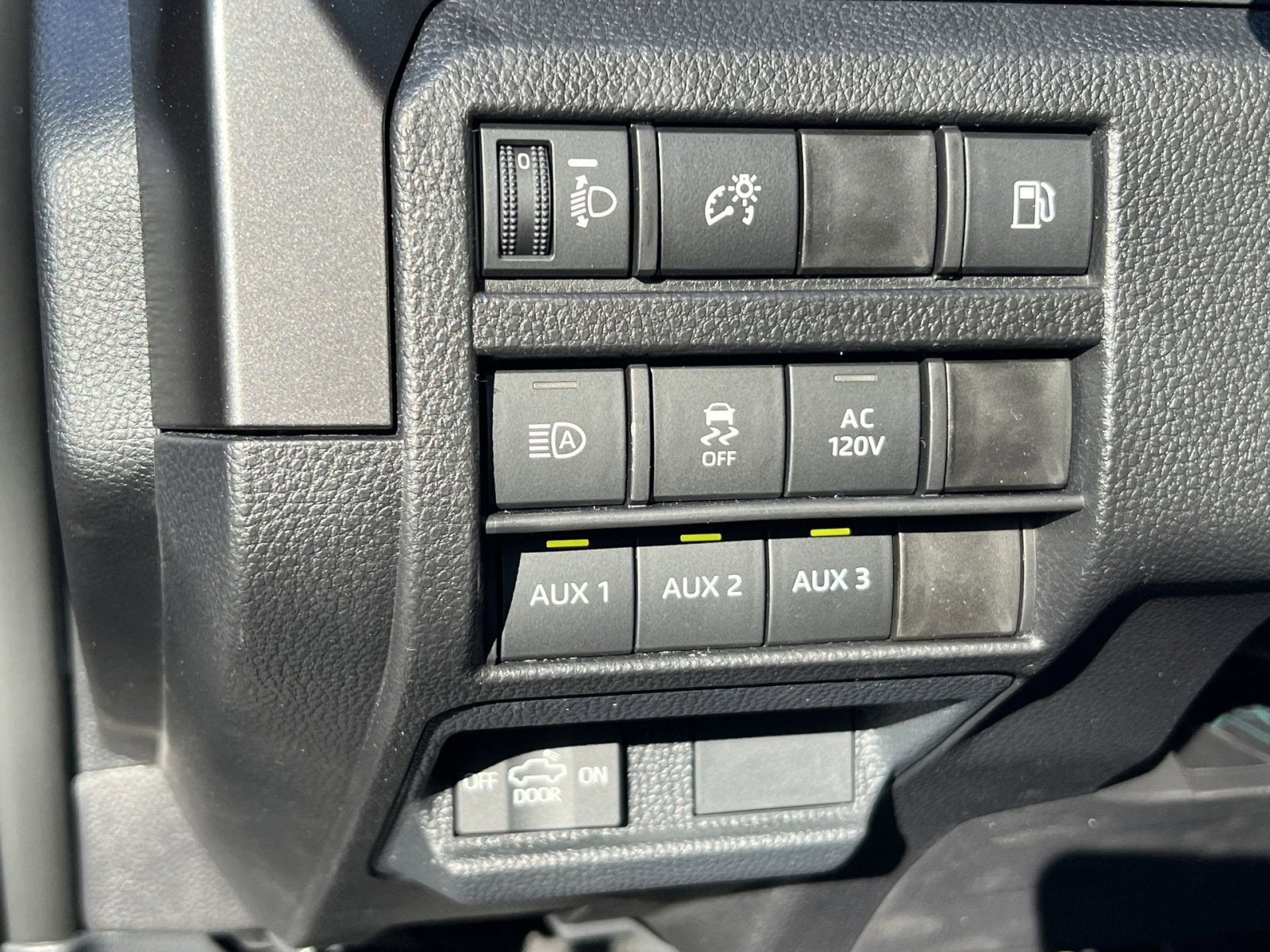 2025 Toyota Tacoma Hybrid TRD Off Road