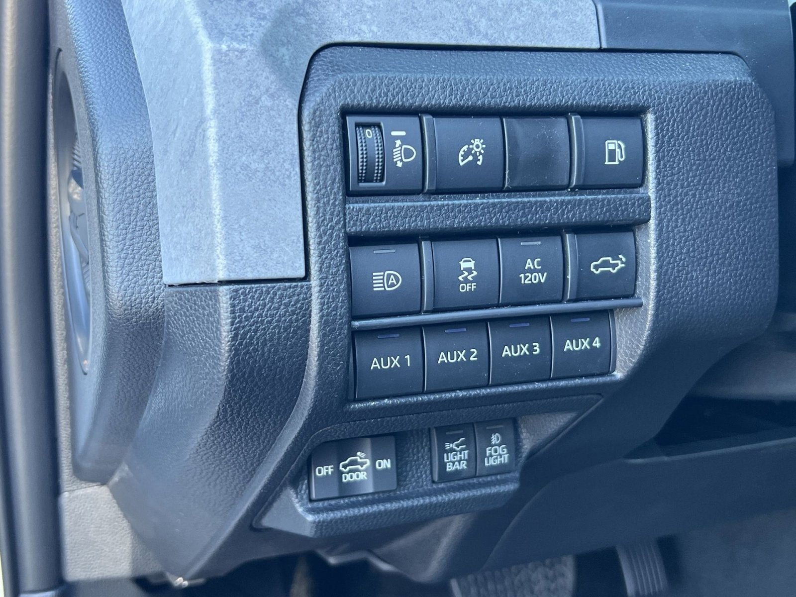 2026 Toyota Tacoma Hybrid Trailhunter