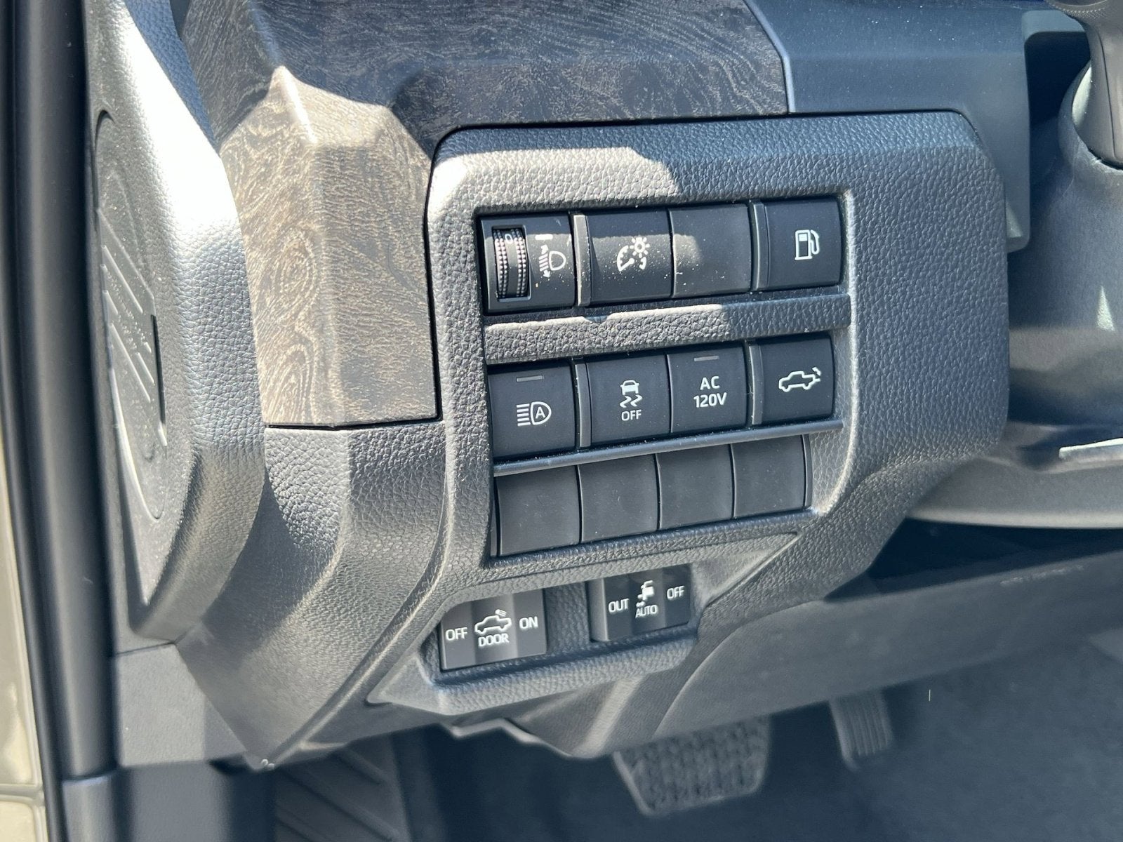 2026 Toyota Tacoma Hybrid Limited