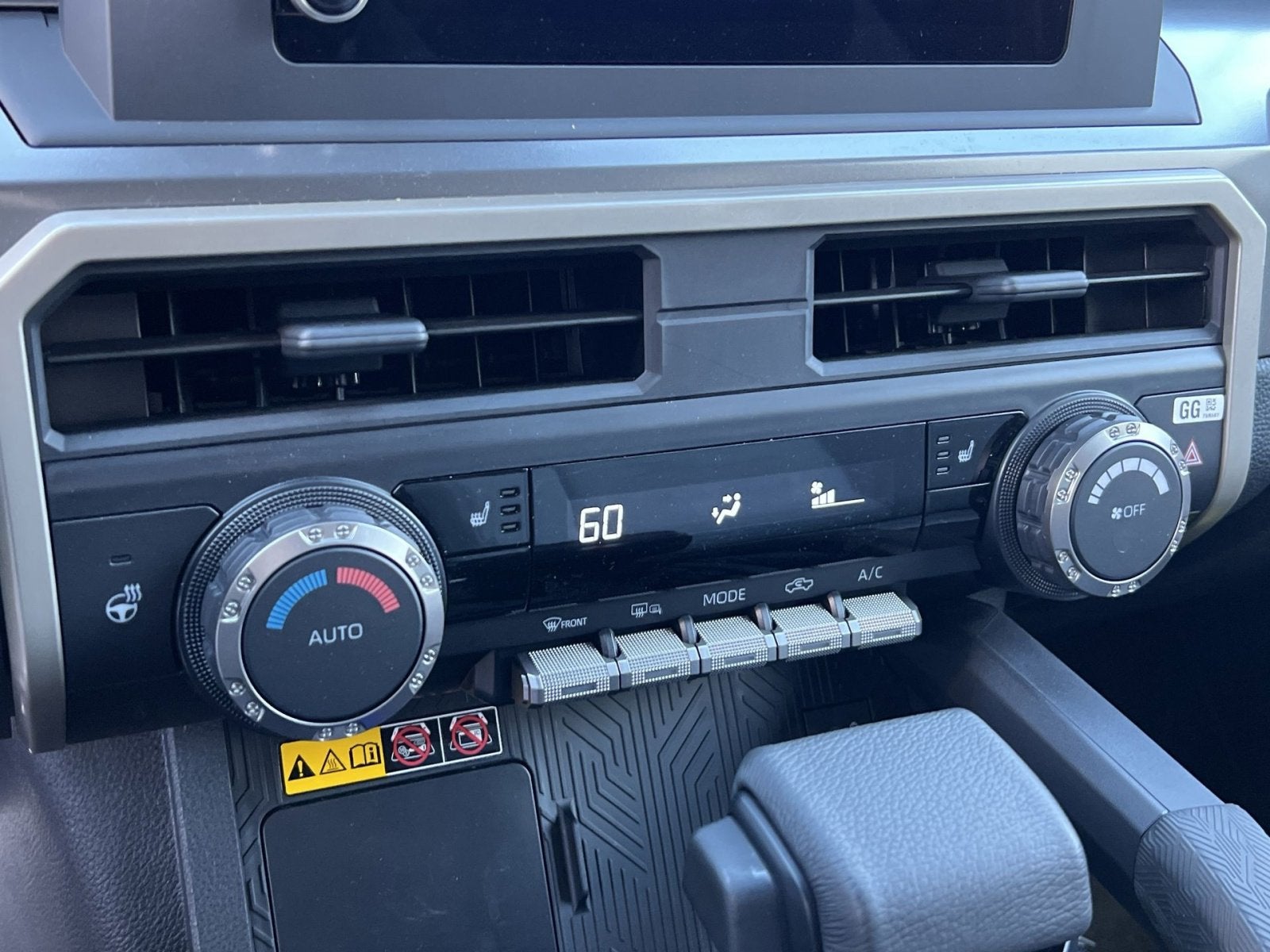 2024 Toyota Tacoma Hybrid TRD Sport