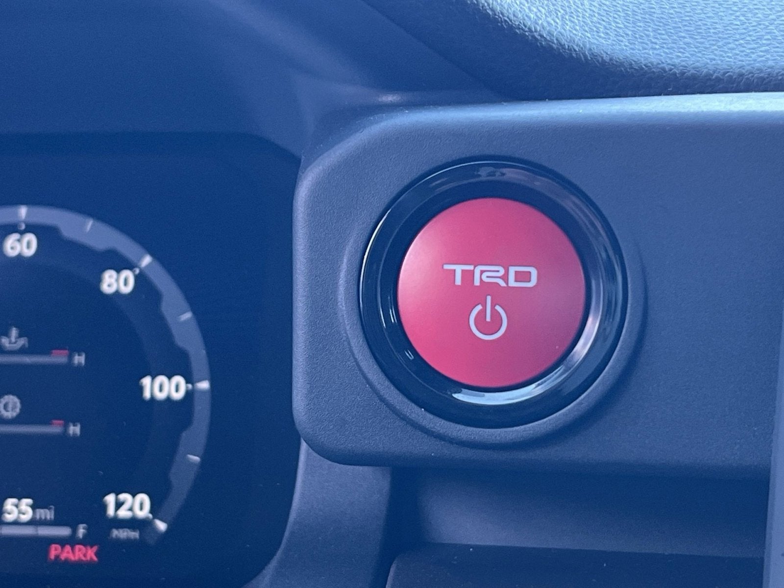 2024 Toyota Tacoma Hybrid TRD Sport