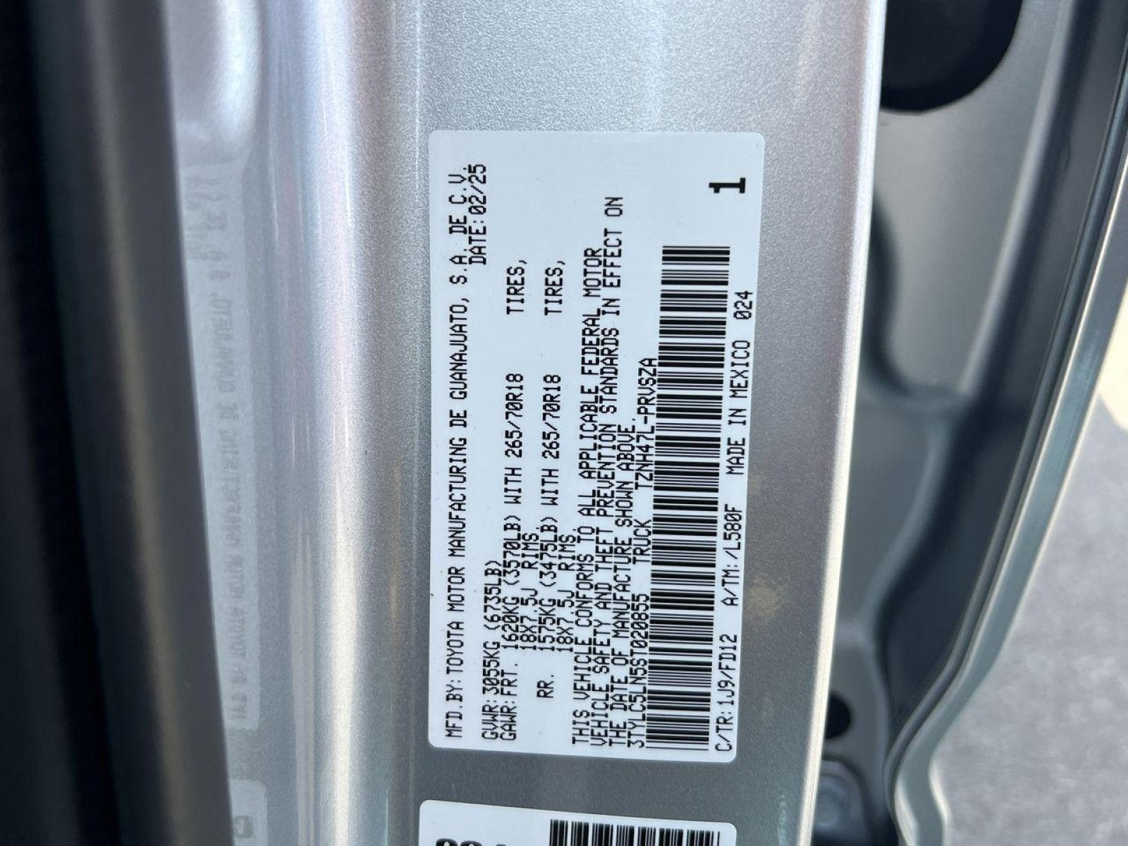 2025 Toyota Tacoma Hybrid TRD Off Road