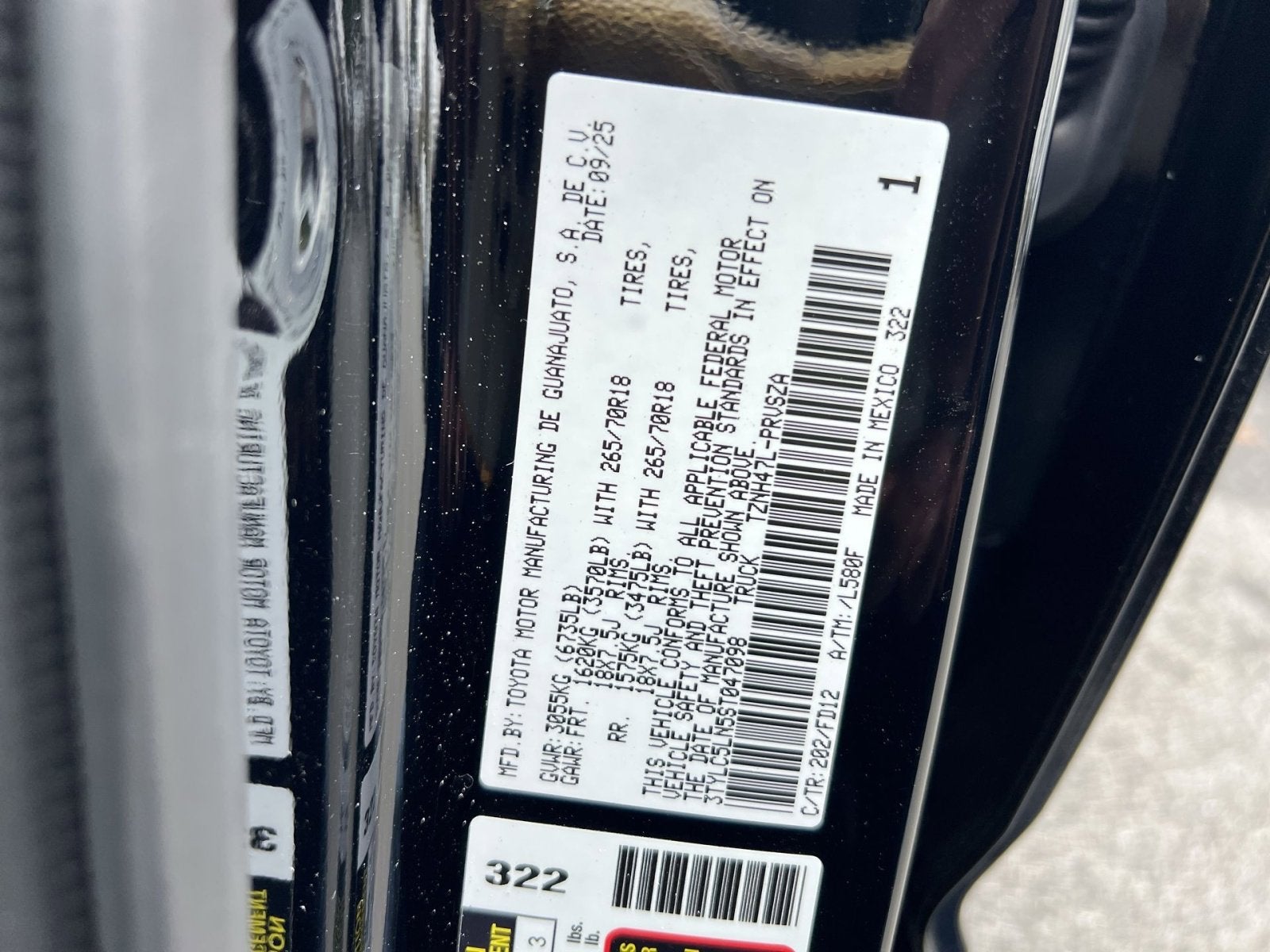 2025 Toyota Tacoma Hybrid TRD Off Road