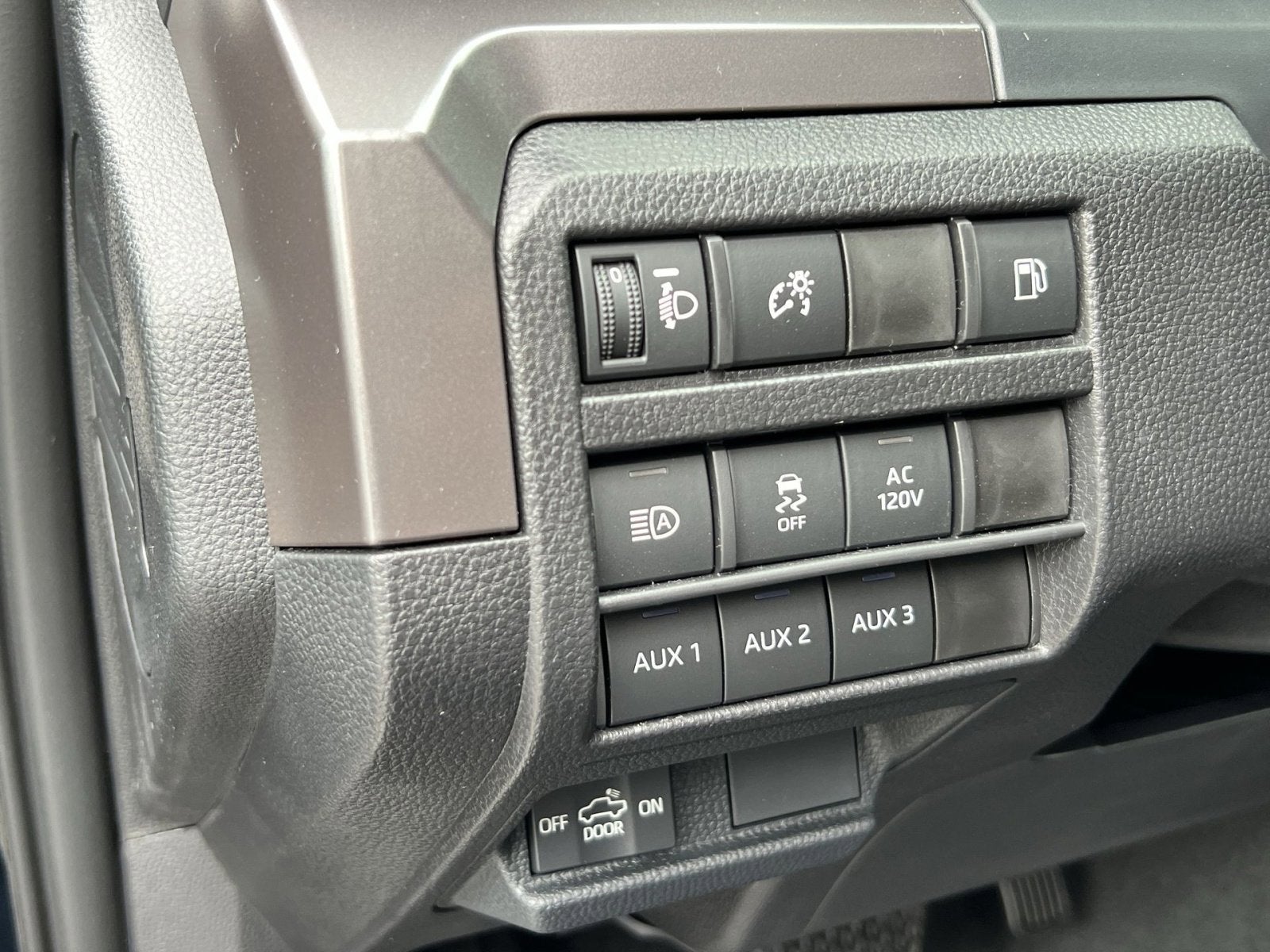 2025 Toyota Tacoma Hybrid TRD Off Road