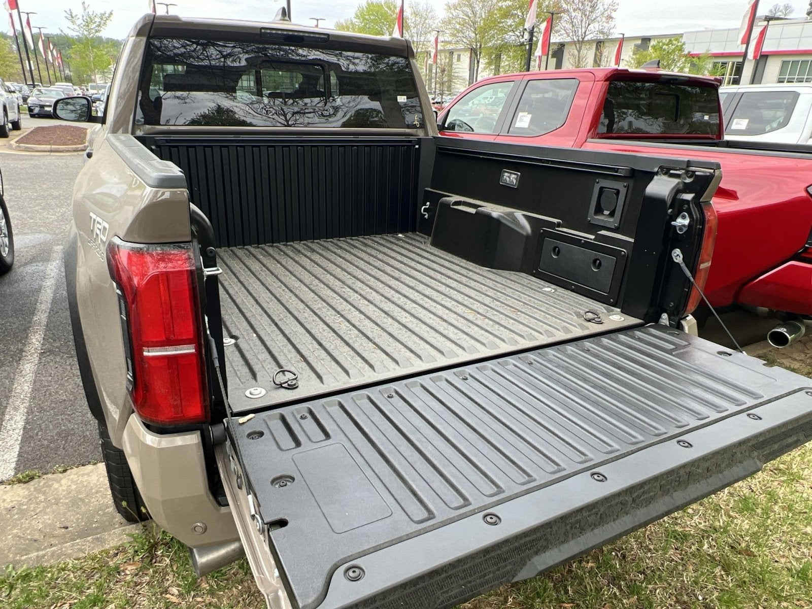 2026 Toyota Tacoma Hybrid TRD Off Road