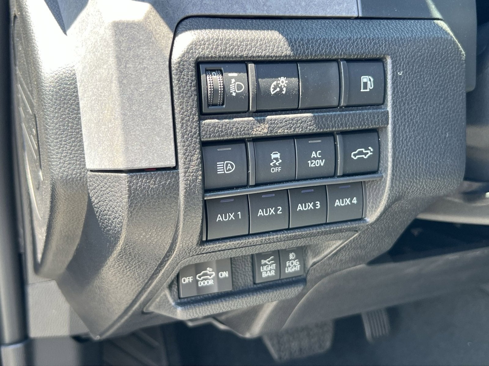 2026 Toyota Tacoma Hybrid Trailhunter