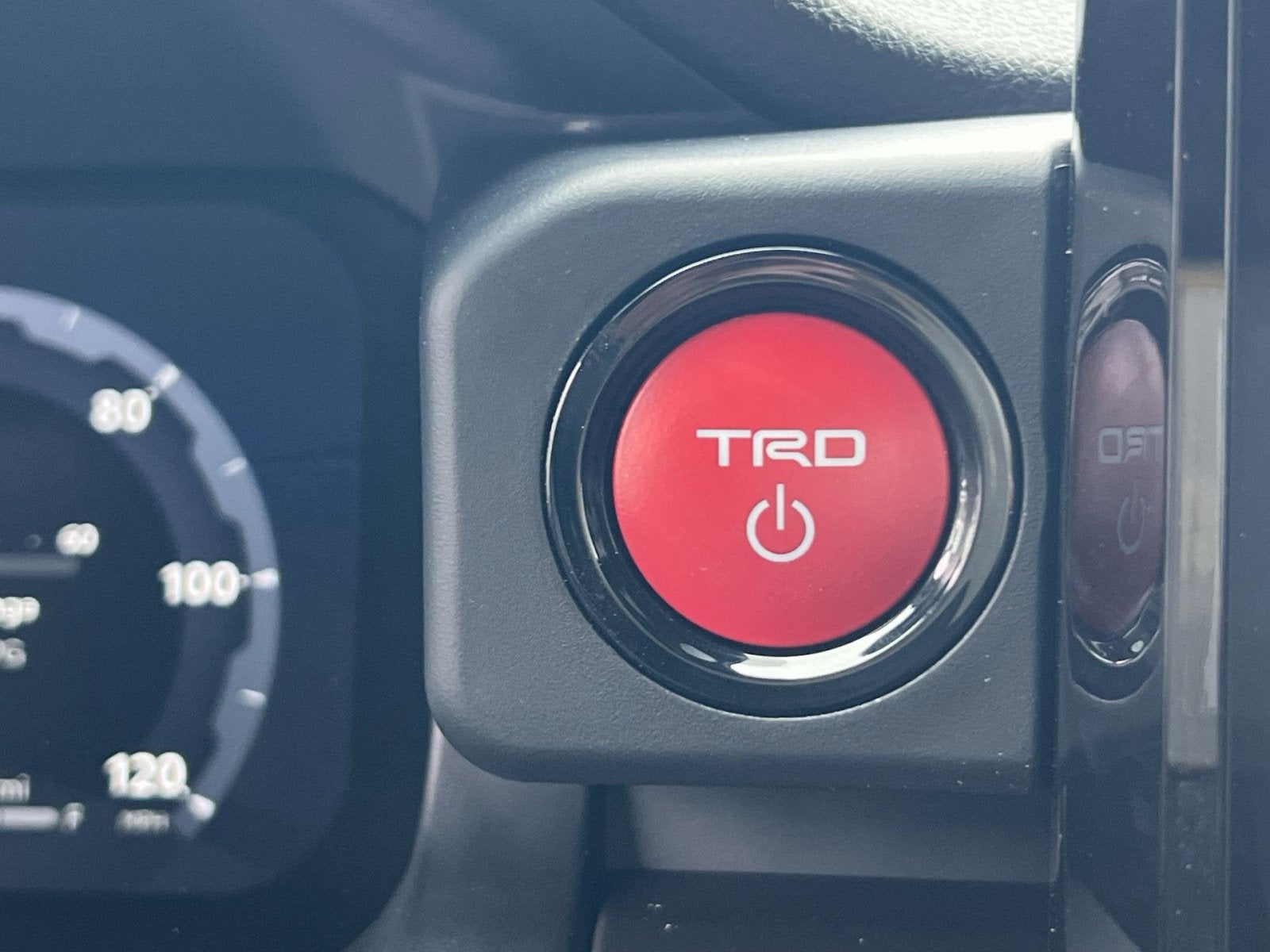 2026 Toyota Tacoma Hybrid TRD Off Road