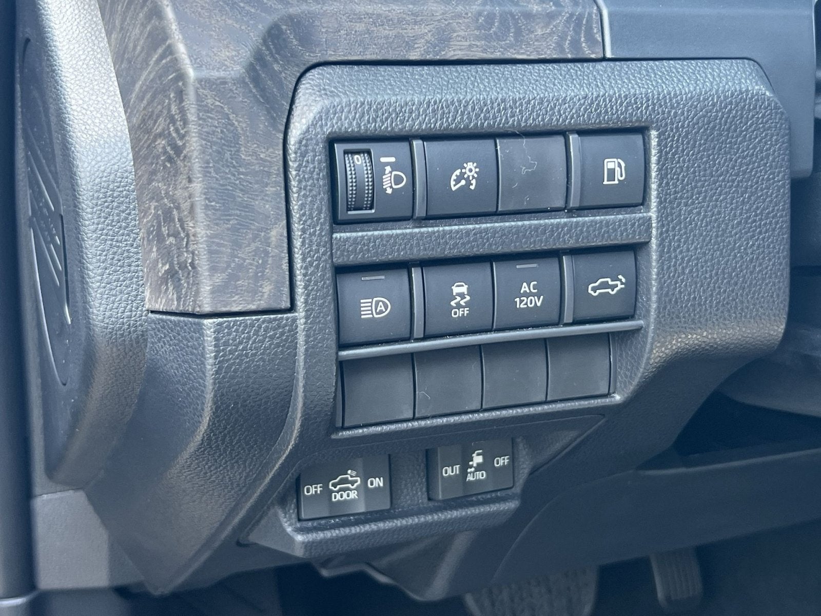 2026 Toyota Tacoma Hybrid Limited