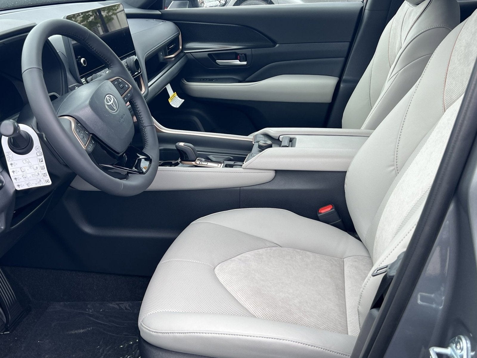 2026 Toyota Grand Highlander Hybrid MAX Platinum