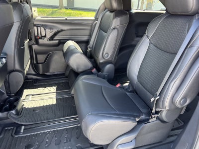 2026 Toyota Sienna Woodland Edition