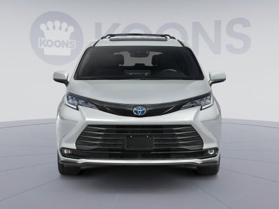 2026 Toyota Sienna Woodland Edition