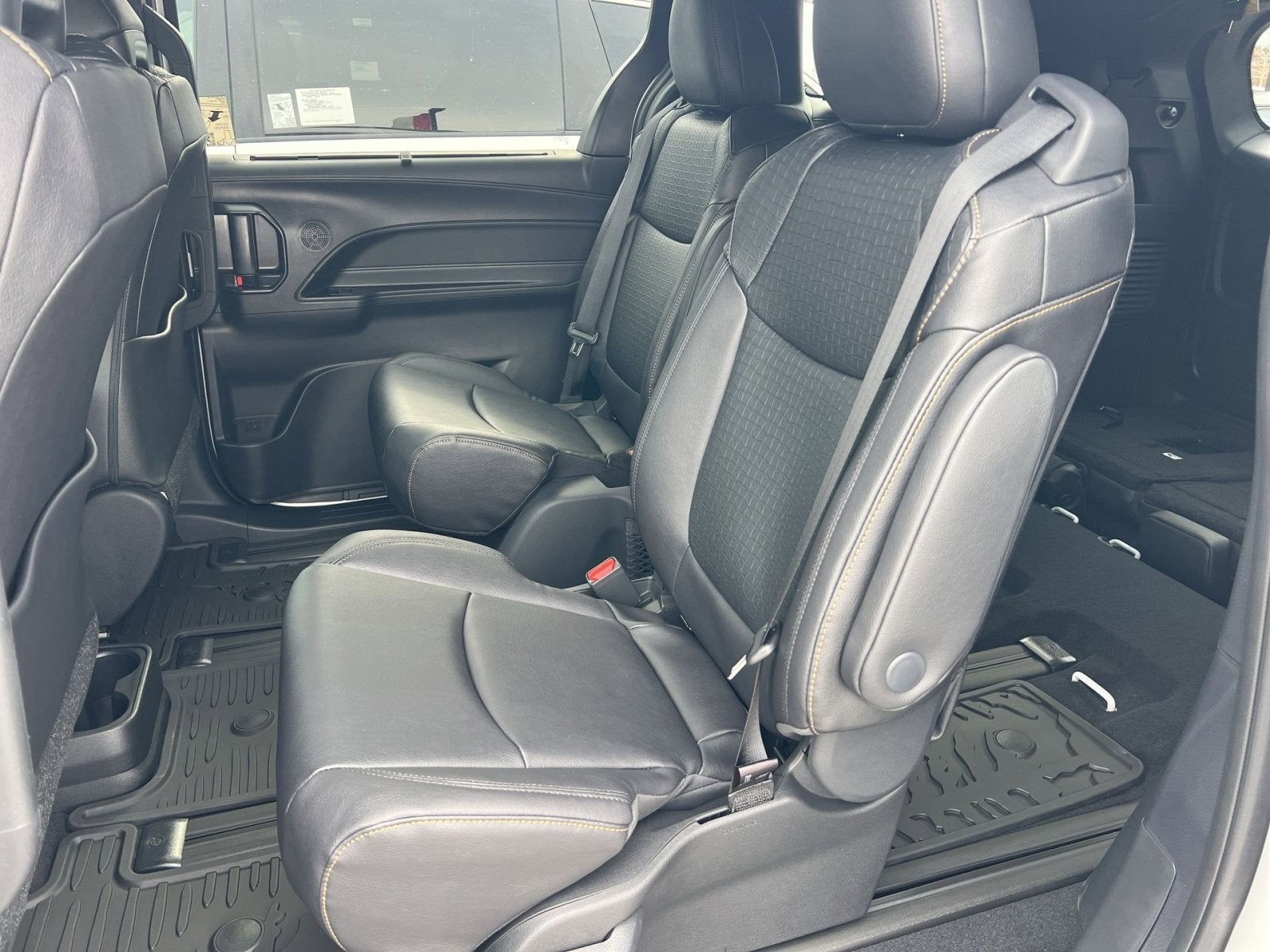 2026 Toyota Sienna Woodland Edition