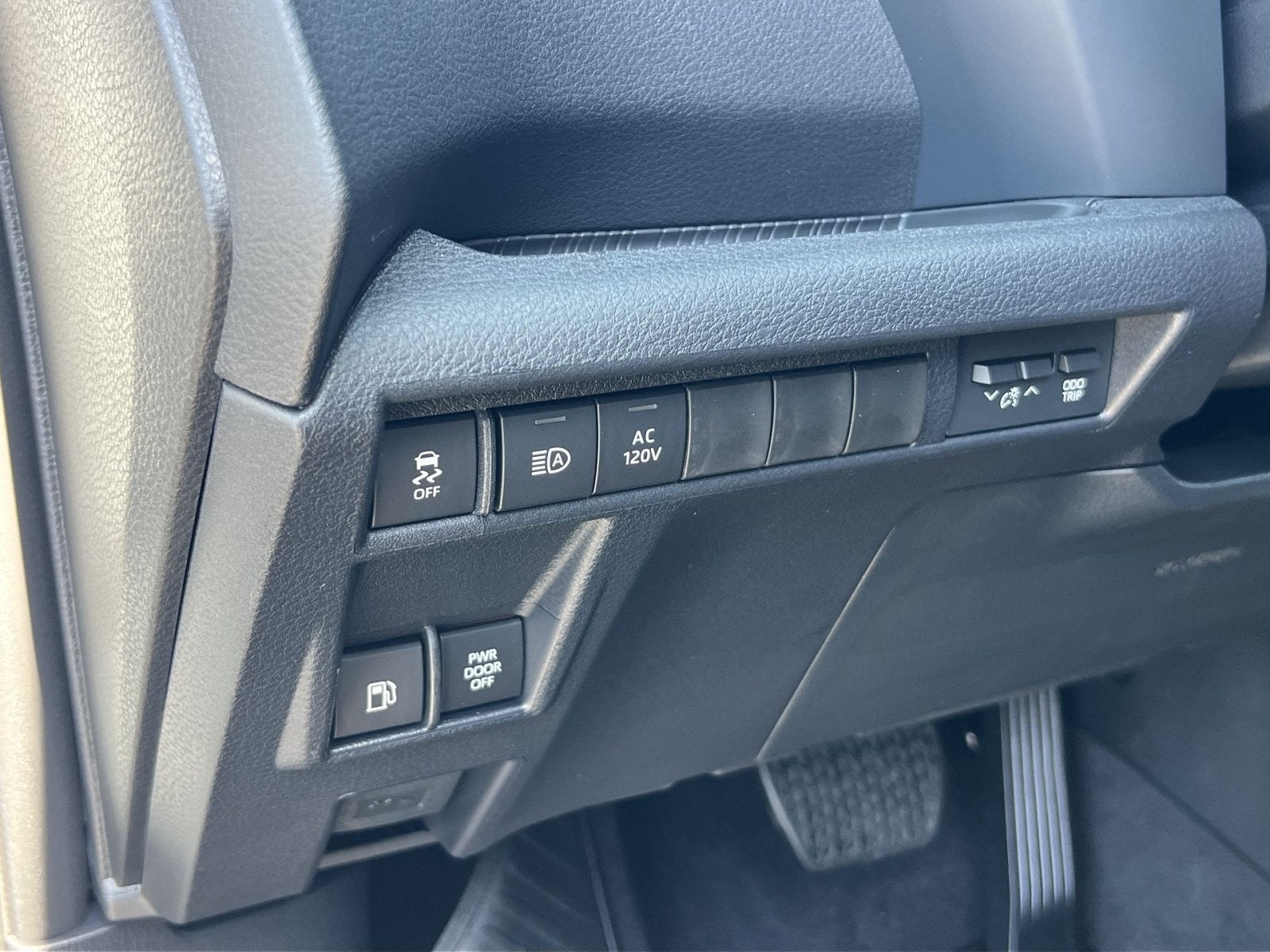 2026 Toyota Sienna Woodland Edition