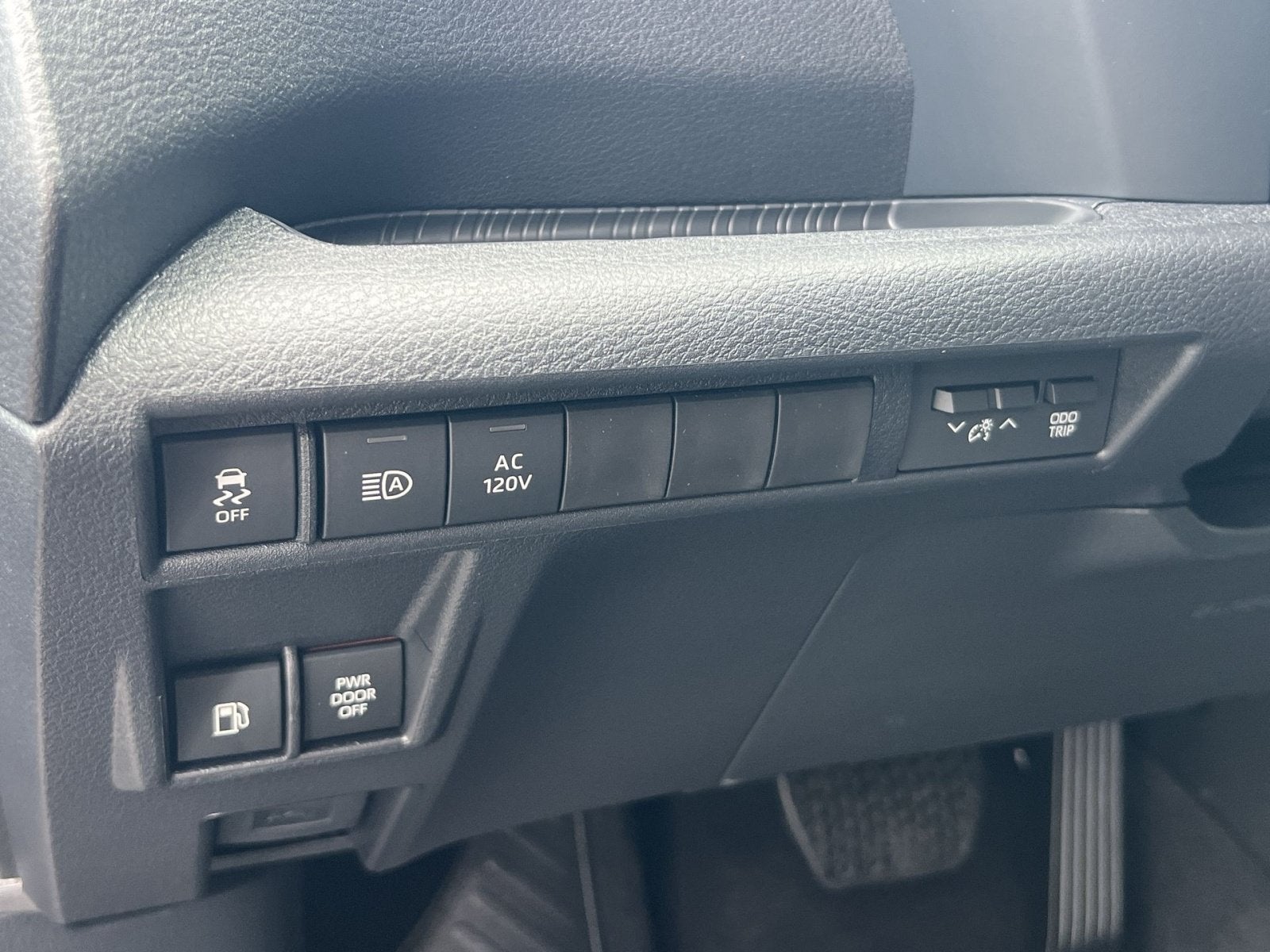 2026 Toyota Sienna Woodland Edition