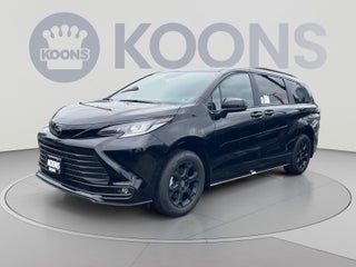 2026 Toyota Sienna Woodland Edition