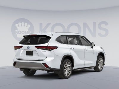 2026 Toyota Highlander Hybrid Platinum