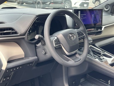 2026 Toyota Sienna Platinum