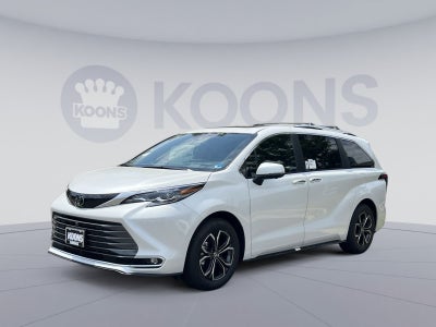 2026 Toyota Sienna Platinum