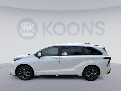 2026 Toyota Sienna Platinum
