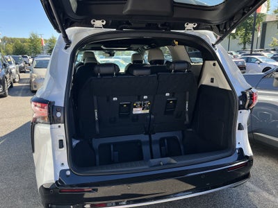 2026 Toyota Sienna Platinum