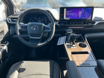 2026 Toyota Sienna Platinum