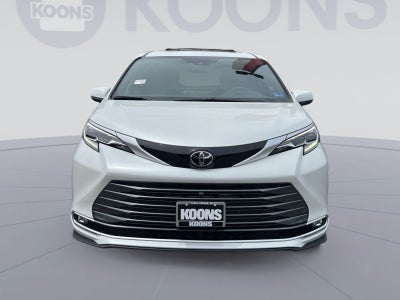 2026 Toyota Sienna Platinum