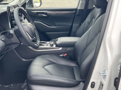 2026 Toyota Highlander Limited