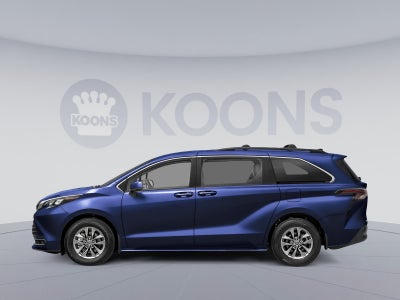 2026 Toyota Sienna LE
