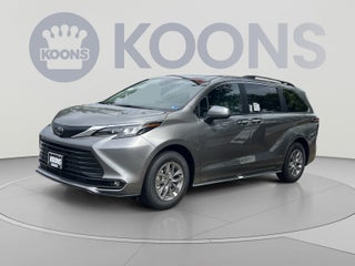 2026 Toyota Sienna XLE