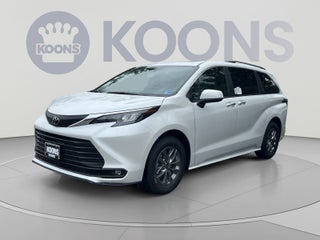 2026 Toyota Sienna XLE