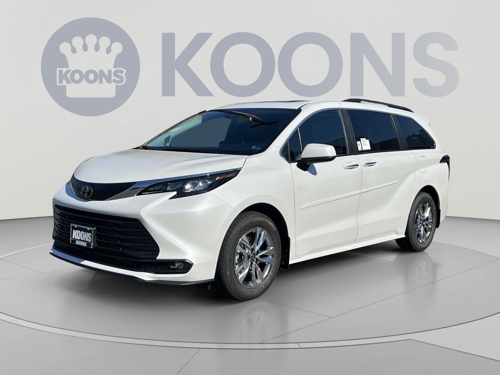 2026 Toyota Sienna XLE