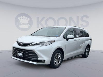 2026 Toyota Sienna Limited