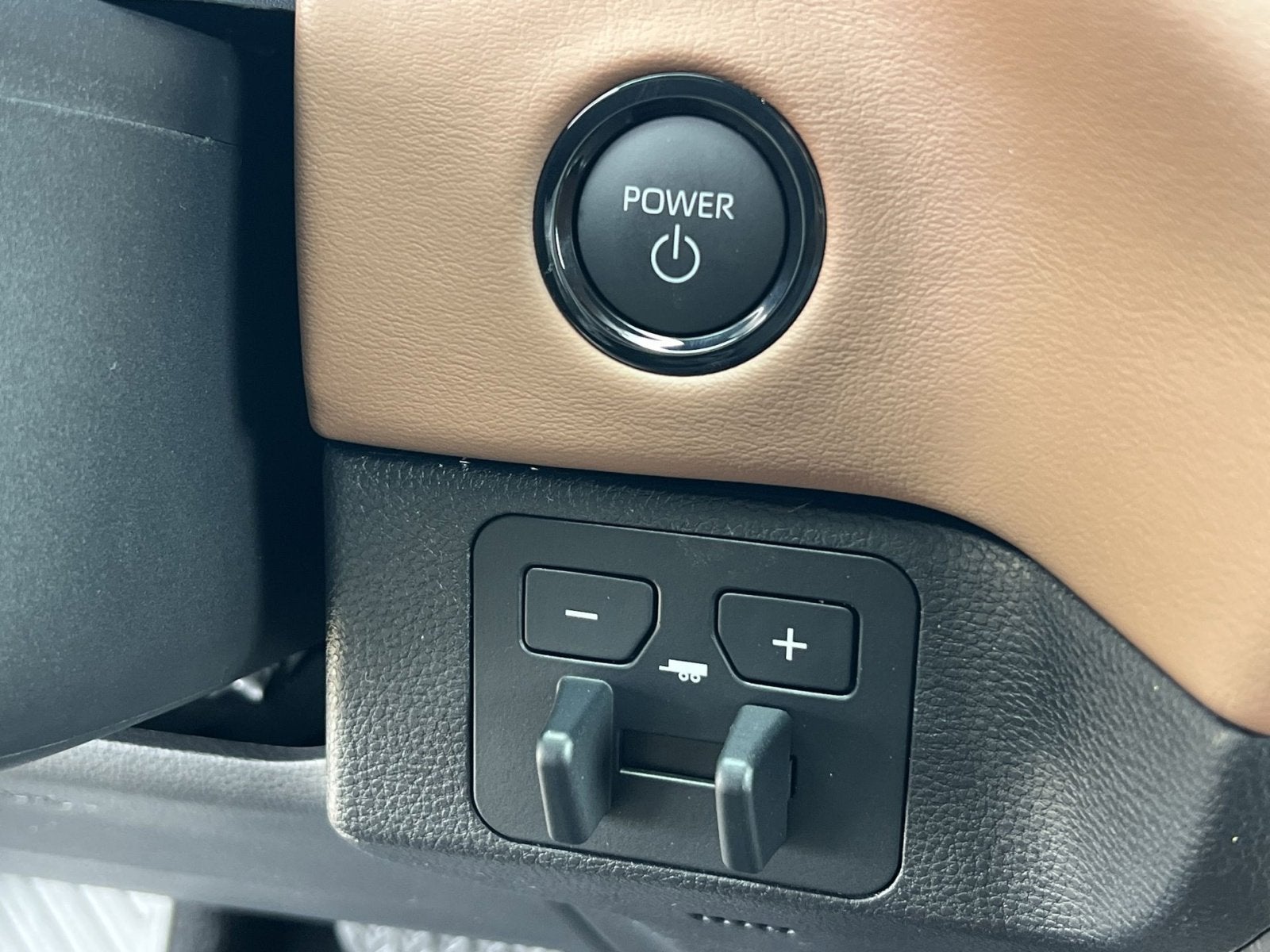 2026 Toyota Tundra Hybrid 1794 Edition