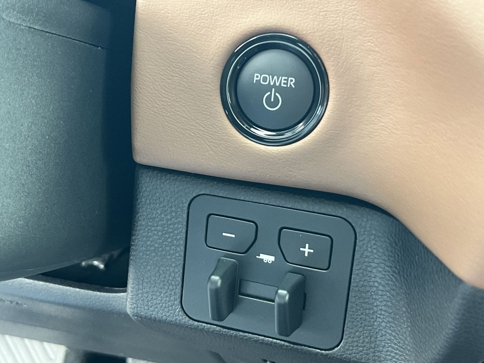 2026 Toyota Tundra Hybrid 1794 Edition