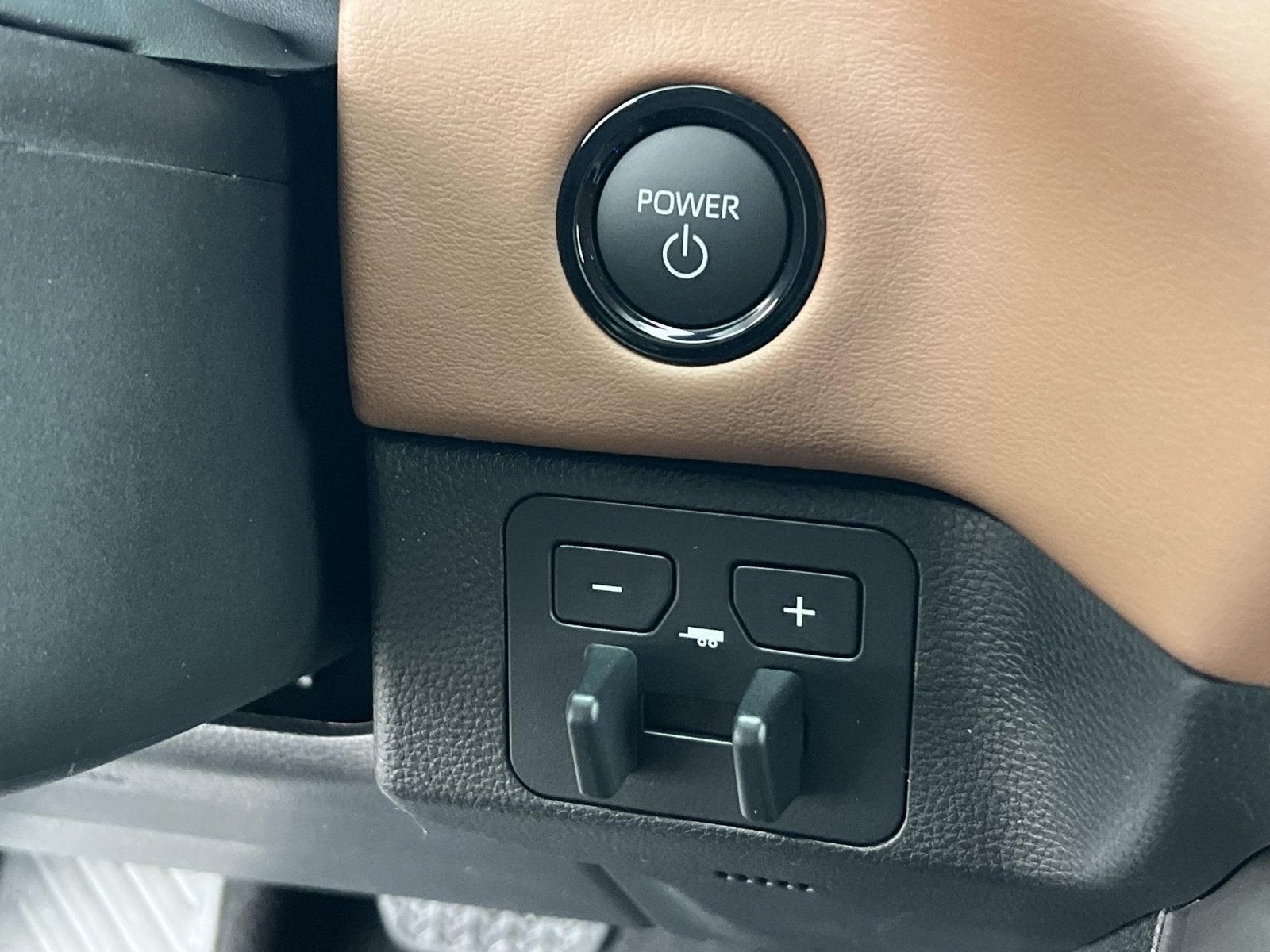 2026 Toyota Tundra Hybrid 1794 Edition