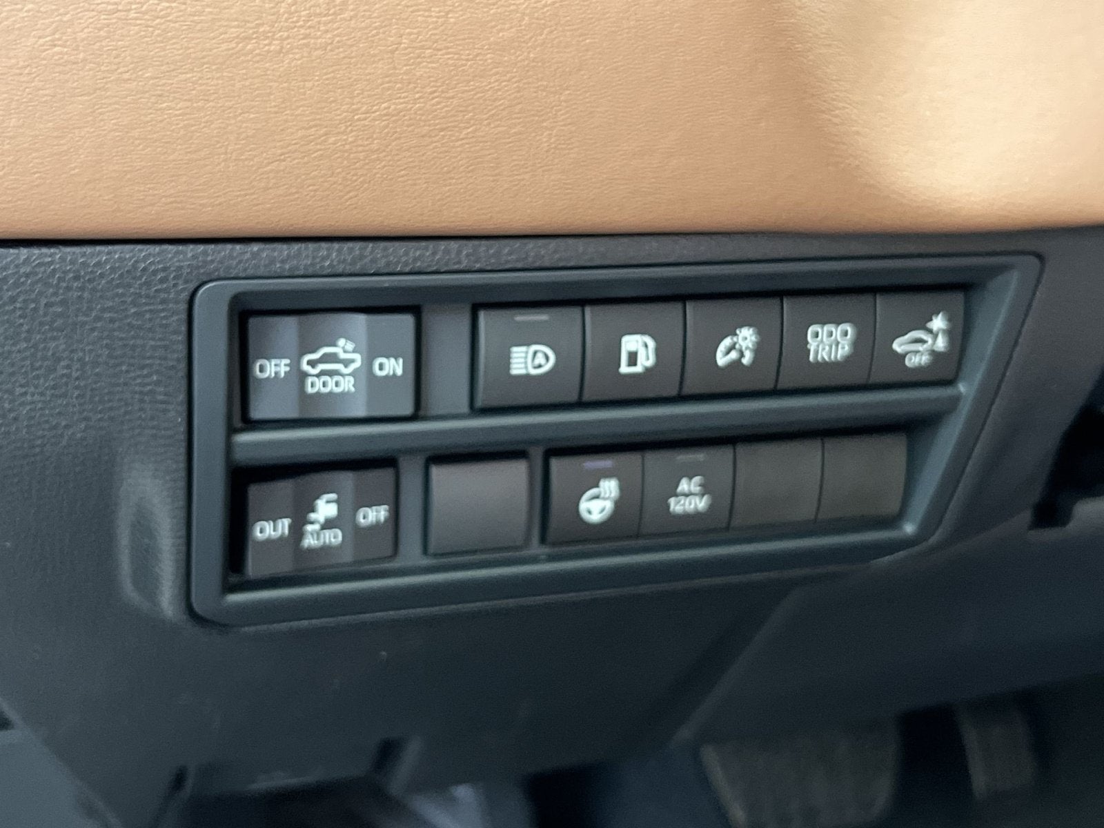 2026 Toyota Tundra Hybrid 1794 Edition