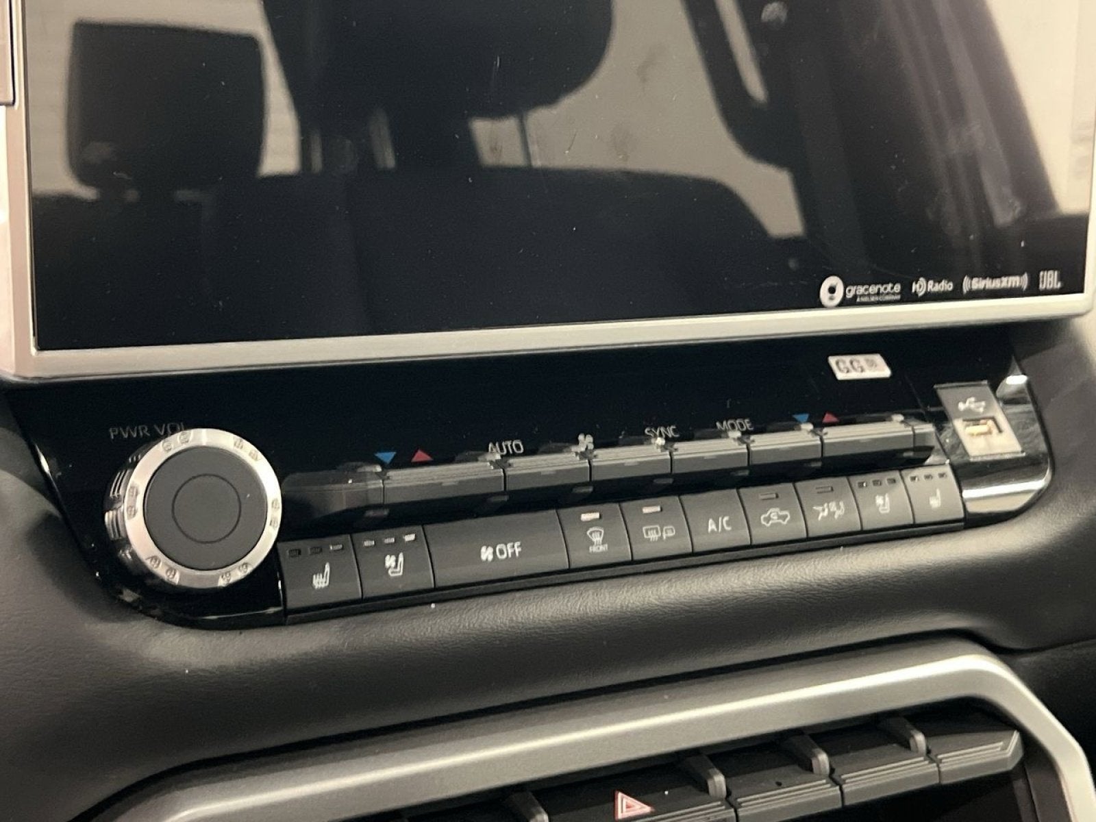 2024 Toyota Tundra Hybrid Platinum