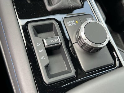 2025 Toyota Tundra Hybrid Platinum