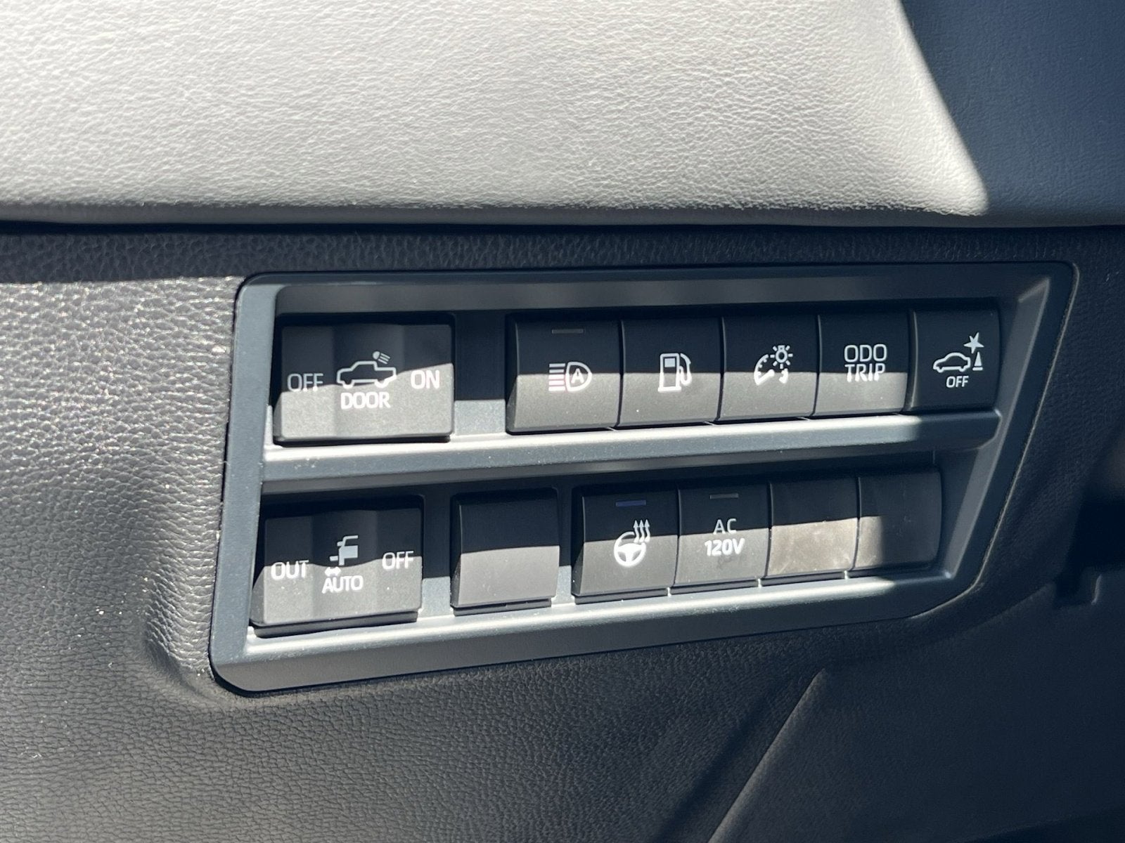 2026 Toyota Tundra Hybrid Platinum