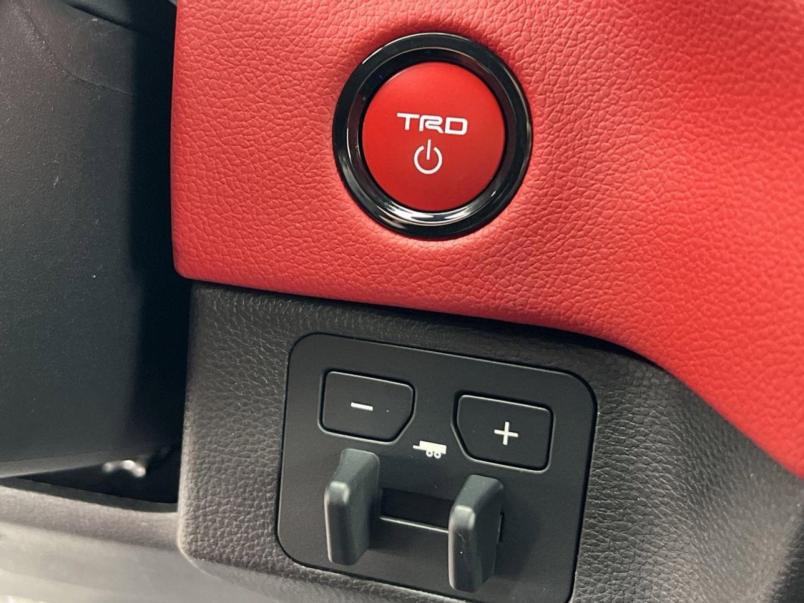 2025 Toyota Tundra Hybrid TRD Pro