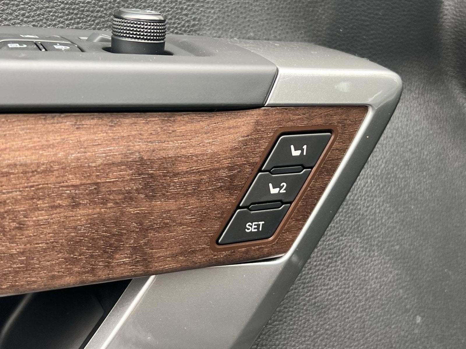 2025 Toyota Tundra Hybrid Capstone