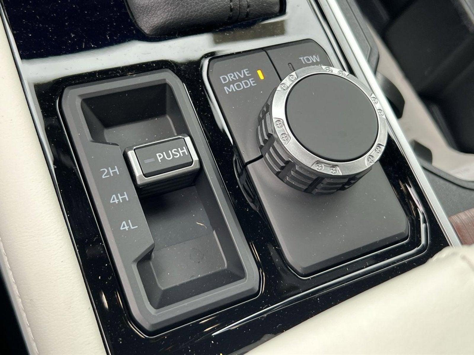 2024 Toyota Tundra Hybrid Capstone