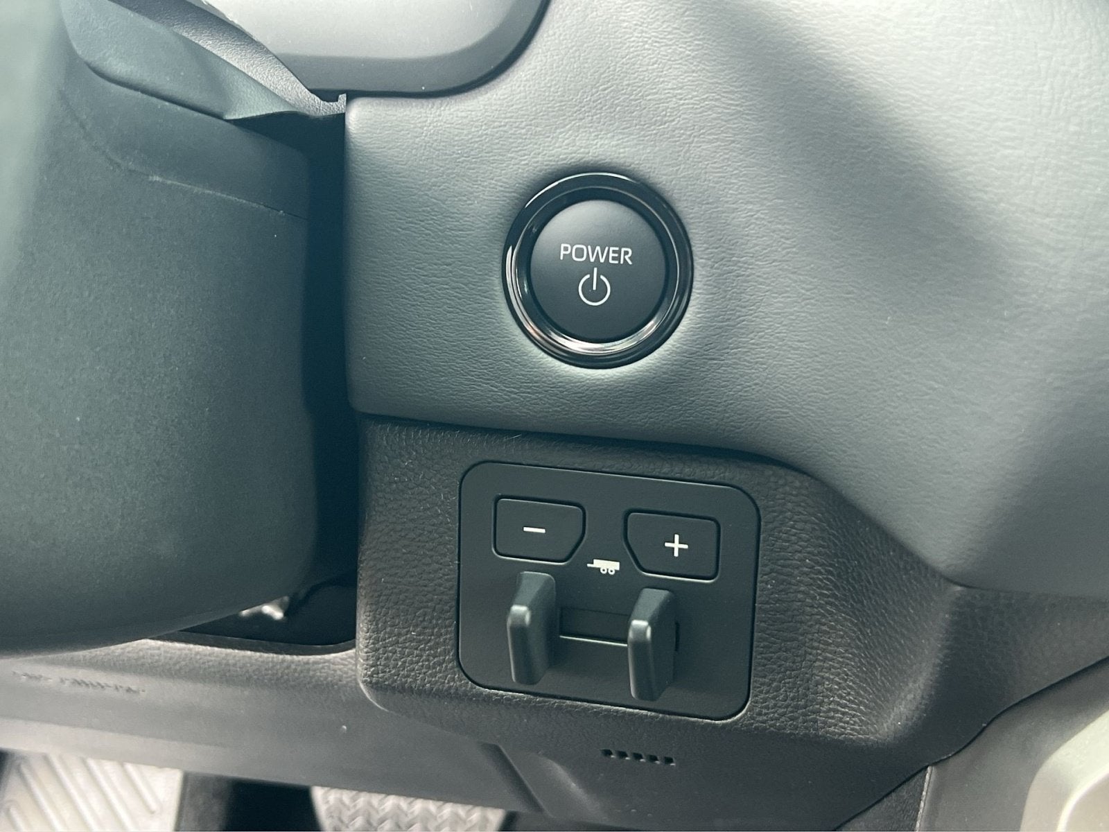 2026 Toyota Sequoia SR5