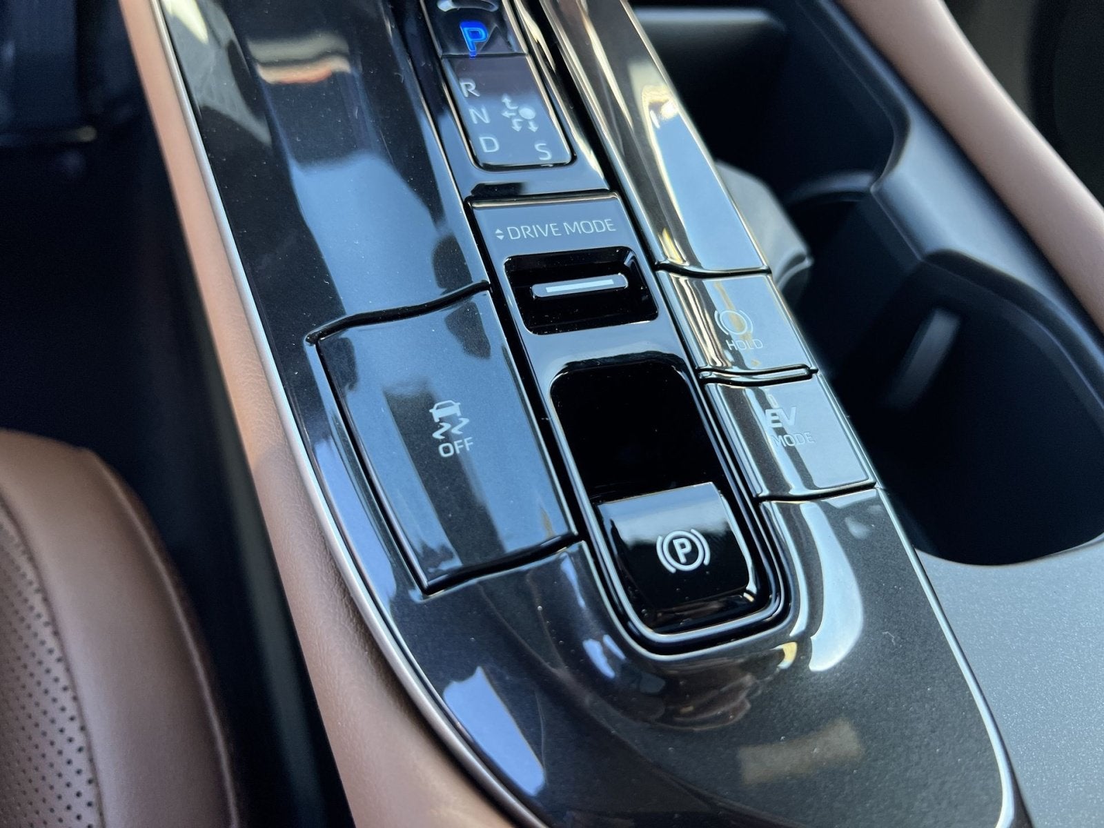 2026 Toyota Crown Signia Limited