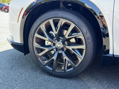 2026 Toyota Crown Signia Limited