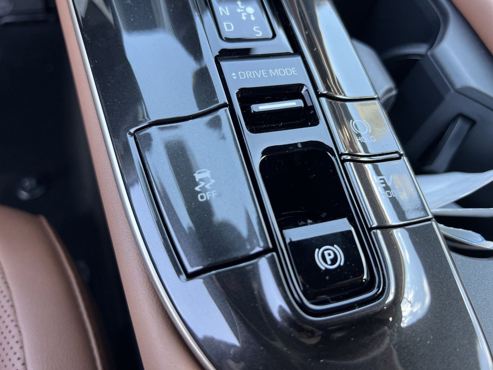 2026 Toyota Crown Signia Limited