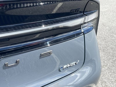 2026 Toyota Prius Plug-In Hybrid SE